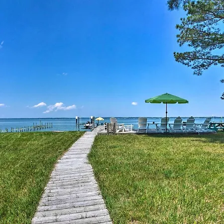 Urbanna Waterfront Retreat Pier And Gas Grill! Vila
